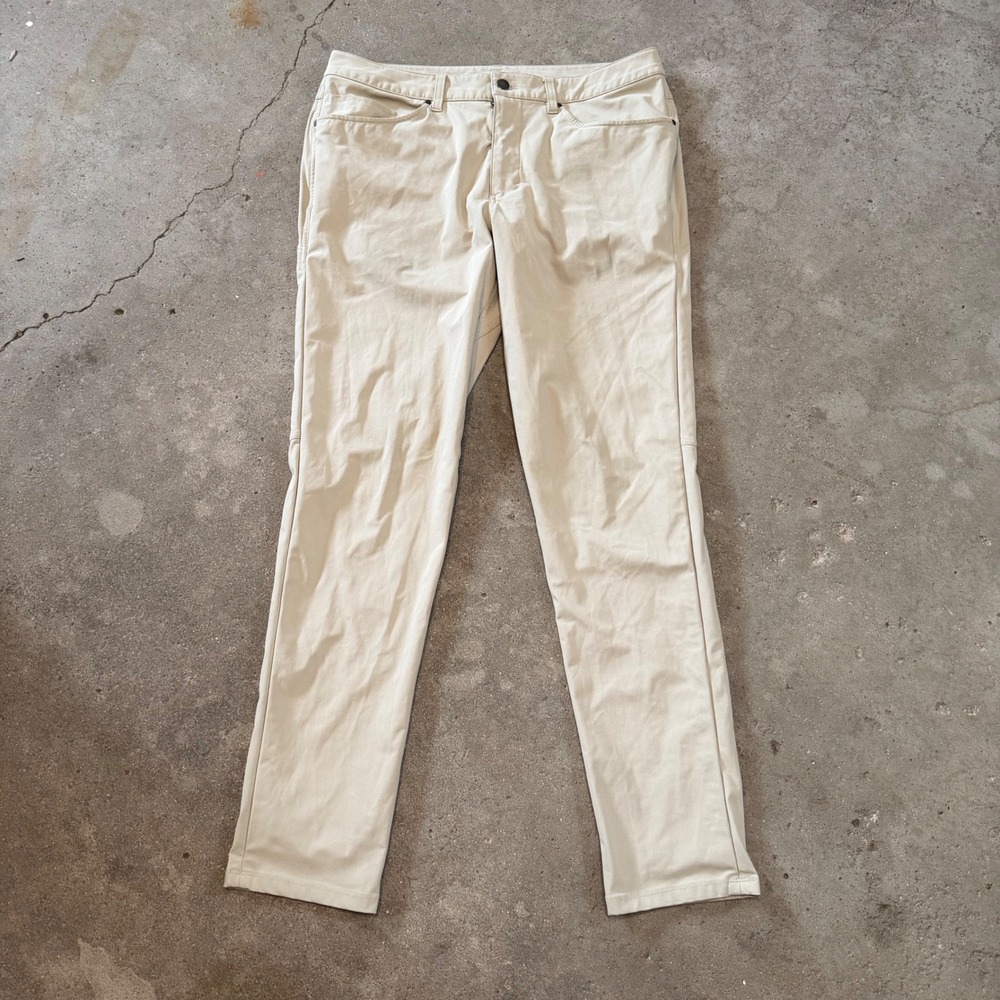 Lululemon ABC Pant Men 34x32 Beige Classic Fit Warpstreme Khaki Chino LM5ADAS